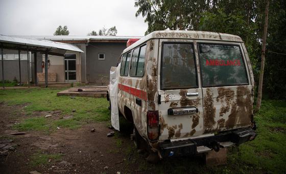 2021年7月，在吉杰特的一家卫生中心，一辆在提格雷地区冲突中受损的救护车被弃置报废。